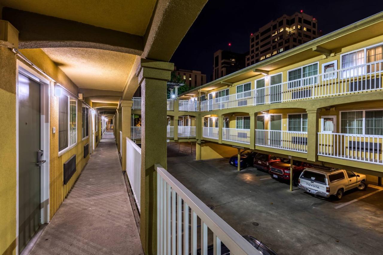 Quality Inn Sacramento Esterno foto