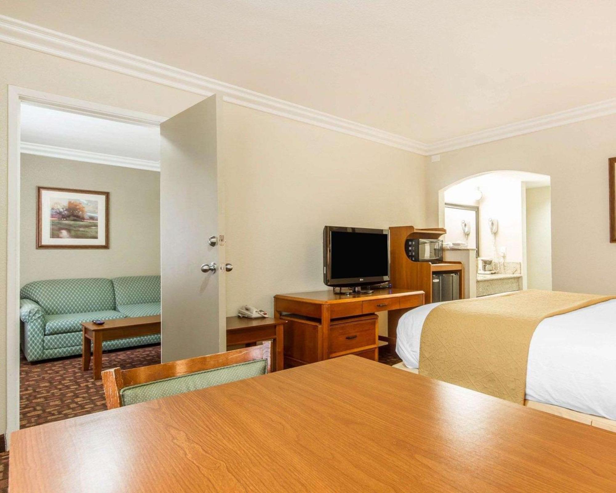 Quality Inn Sacramento Esterno foto